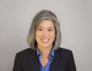 Photograph of Joan Lau, Chief Executive Officer of Spirovant.